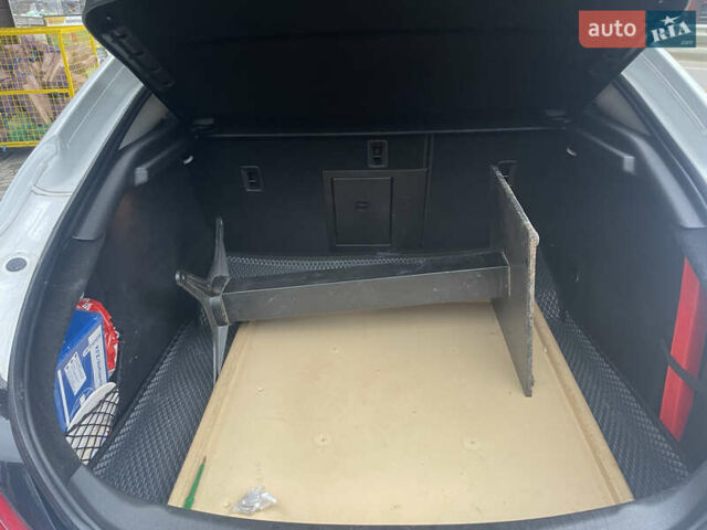 Белый Опель Инсигния, объемом двигателя 1.96 л и пробегом 237 тыс. км за 8100 $, фото 10 на Automoto.ua