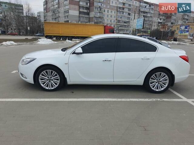 Білий Опель Інсігнія, об'ємом двигуна 2 л та пробігом 149 тис. км за 8200 $, фото 4 на Automoto.ua
