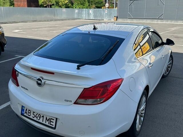 Білий Опель Інсігнія, об'ємом двигуна 1.96 л та пробігом 360 тис. км за 6999 $, фото 5 на Automoto.ua