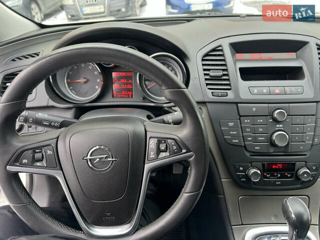 Белый Опель Инсигния, объемом двигателя 2 л и пробегом 177 тыс. км за 7400 $, фото 24 на Automoto.ua