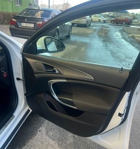 Белый Опель Инсигния, объемом двигателя 2 л и пробегом 178 тыс. км за 6900 $, фото 27 на Automoto.ua