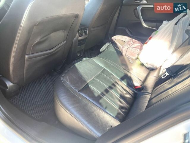 Білий Опель Інсігнія, об'ємом двигуна 1.96 л та пробігом 194 тис. км за 8800 $, фото 11 на Automoto.ua