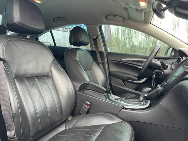 Белый Опель Инсигния, объемом двигателя 2 л и пробегом 192 тыс. км за 9600 $, фото 19 на Automoto.ua