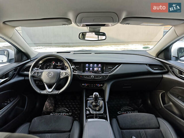 Белый Опель Инсигния, объемом двигателя 2 л и пробегом 182 тыс. км за 17500 $, фото 23 на Automoto.ua