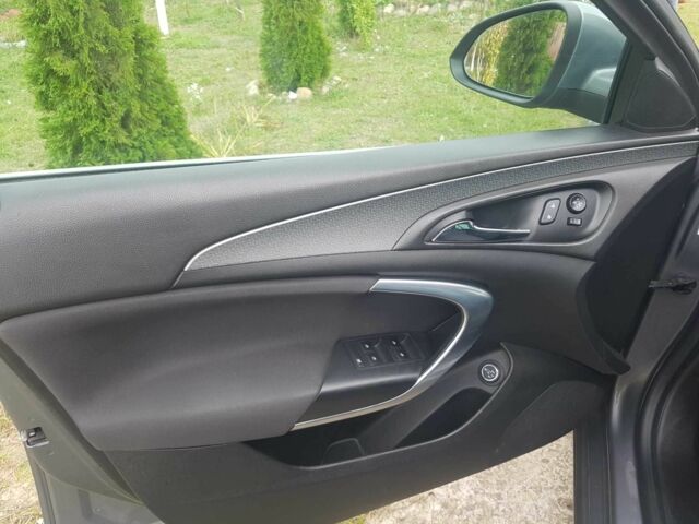 Білий Опель Інсігнія, об'ємом двигуна 1.7 л та пробігом 213 тис. км за 10500 $, фото 21 на Automoto.ua