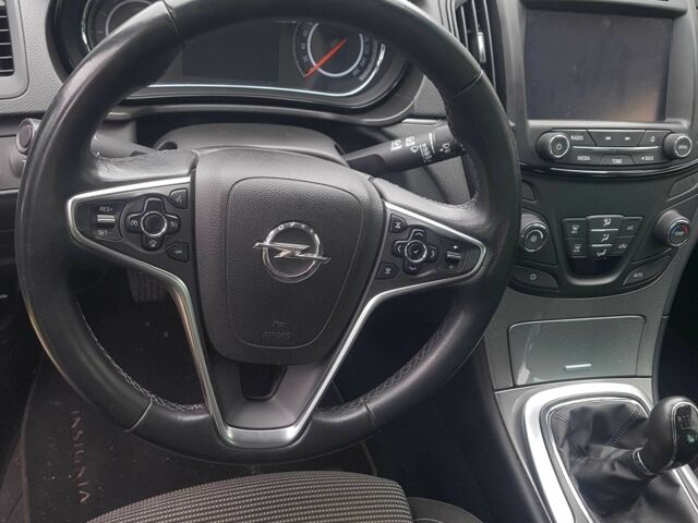 Білий Опель Інсігнія, об'ємом двигуна 1.7 л та пробігом 213 тис. км за 10500 $, фото 4 на Automoto.ua