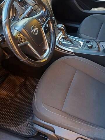 Білий Опель Інсігнія, об'ємом двигуна 1.96 л та пробігом 333 тис. км за 5900 $, фото 12 на Automoto.ua