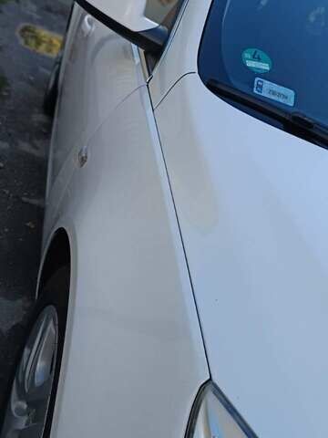 Білий Опель Інсігнія, об'ємом двигуна 1.96 л та пробігом 333 тис. км за 5900 $, фото 1 на Automoto.ua