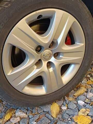 Білий Опель Інсігнія, об'ємом двигуна 1.96 л та пробігом 333 тис. км за 5900 $, фото 10 на Automoto.ua