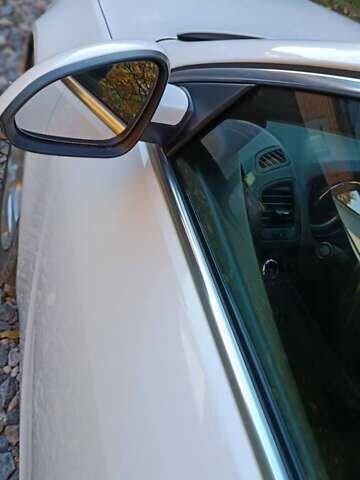 Білий Опель Інсігнія, об'ємом двигуна 1.96 л та пробігом 333 тис. км за 5900 $, фото 3 на Automoto.ua