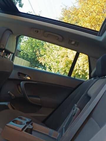 Білий Опель Інсігнія, об'ємом двигуна 1.96 л та пробігом 333 тис. км за 5900 $, фото 19 на Automoto.ua