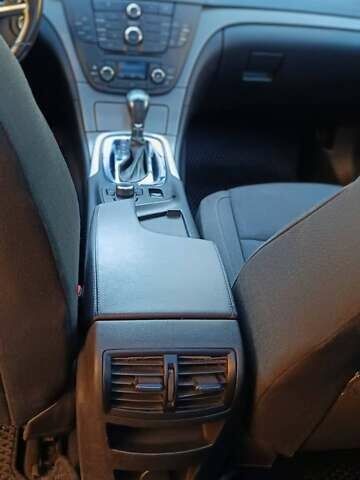 Білий Опель Інсігнія, об'ємом двигуна 1.96 л та пробігом 333 тис. км за 5900 $, фото 11 на Automoto.ua