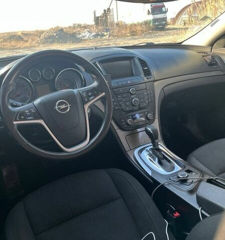 Білий Опель Інсігнія, об'ємом двигуна 1.96 л та пробігом 260 тис. км за 7800 $, фото 18 на Automoto.ua