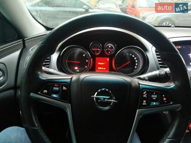 Белый Опель Инсигния, объемом двигателя 1.96 л и пробегом 318 тыс. км за 6999 $, фото 15 на Automoto.ua