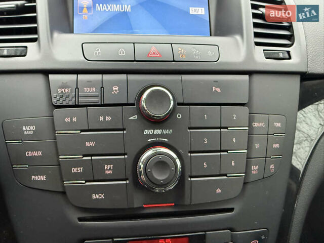 Белый Опель Инсигния, объемом двигателя 1.6 л и пробегом 210 тыс. км за 8000 $, фото 30 на Automoto.ua