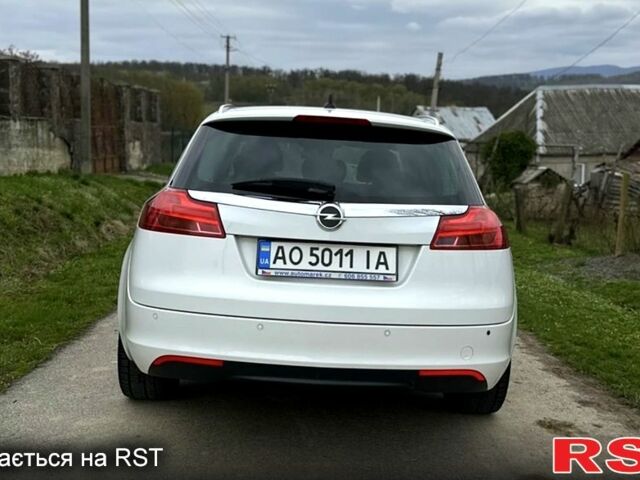 Білий Опель Інсігнія, об'ємом двигуна 2 л та пробігом 167 тис. км за 8500 $, фото 7 на Automoto.ua