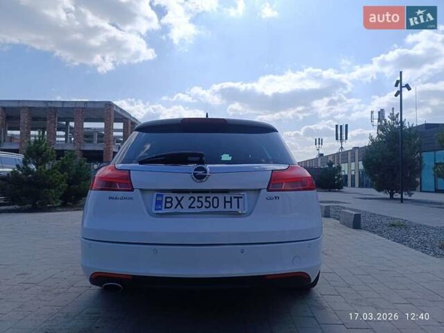 Белый Опель Инсигния, объемом двигателя 1.96 л и пробегом 337 тыс. км за 7500 $, фото 6 на Automoto.ua