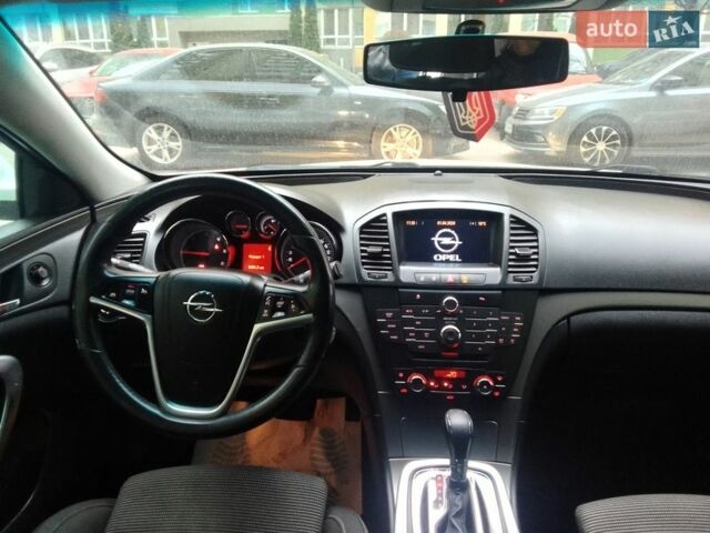 Белый Опель Инсигния, объемом двигателя 1.96 л и пробегом 318 тыс. км за 6999 $, фото 16 на Automoto.ua