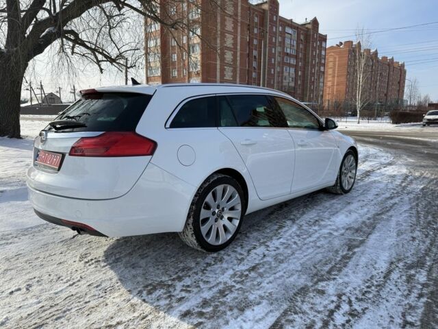 Белый Опель Инсигния, объемом двигателя 1.6 л и пробегом 210 тыс. км за 8000 $, фото 5 на Automoto.ua