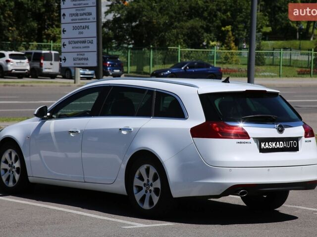Білий Опель Інсігнія, об'ємом двигуна 1.96 л та пробігом 284 тис. км за 7200 $, фото 3 на Automoto.ua