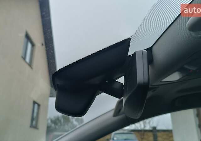 Белый Опель Инсигния, объемом двигателя 1.6 л и пробегом 200 тыс. км за 7770 $, фото 8 на Automoto.ua