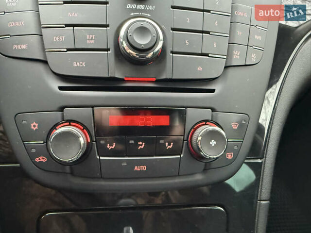 Белый Опель Инсигния, объемом двигателя 1.6 л и пробегом 210 тыс. км за 8000 $, фото 31 на Automoto.ua