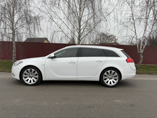 Білий Опель Інсігнія, об'ємом двигуна 1.6 л та пробігом 210 тис. км за 8000 $, фото 3 на Automoto.ua