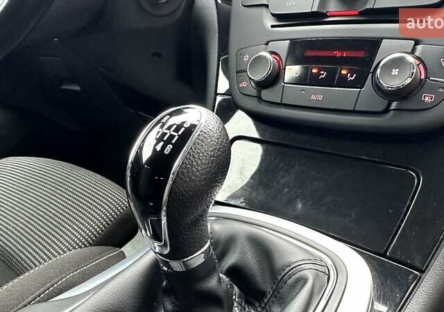 Белый Опель Инсигния, объемом двигателя 1.6 л и пробегом 200 тыс. км за 7770 $, фото 24 на Automoto.ua