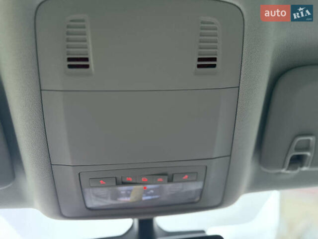 Белый Опель Инсигния, объемом двигателя 1.6 л и пробегом 210 тыс. км за 8300 $, фото 30 на Automoto.ua