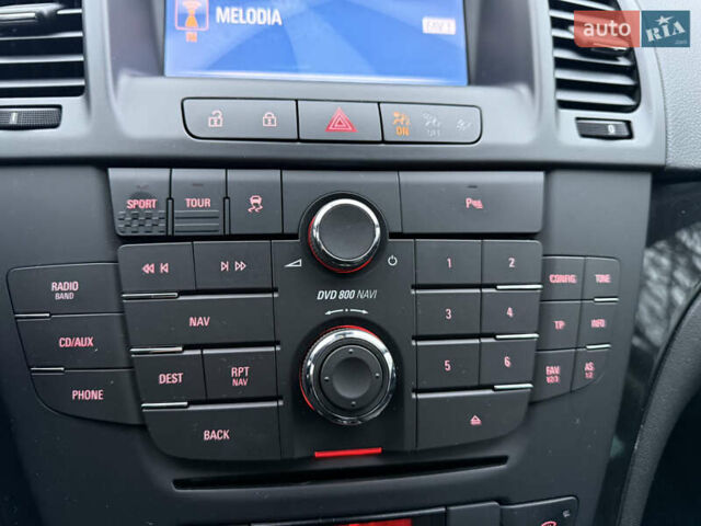 Белый Опель Инсигния, объемом двигателя 1.6 л и пробегом 210 тыс. км за 8300 $, фото 24 на Automoto.ua