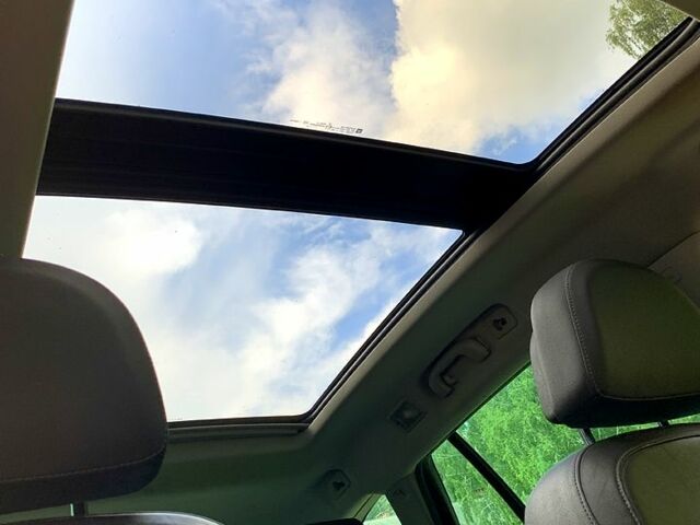 Белый Опель Инсигния, объемом двигателя 2 л и пробегом 23400 тыс. км за 6800 $, фото 9 на Automoto.ua