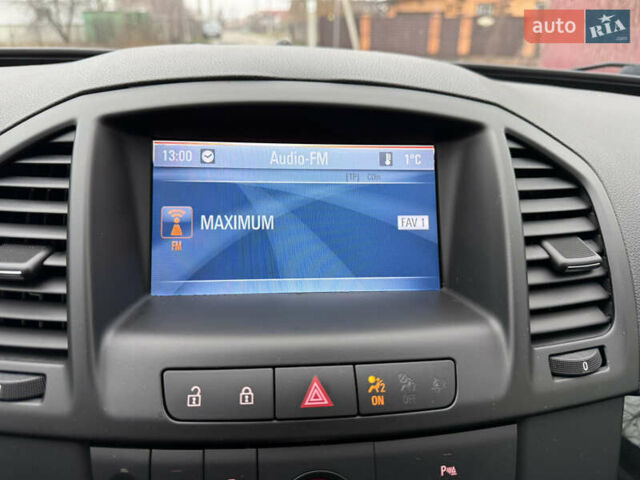 Белый Опель Инсигния, объемом двигателя 1.6 л и пробегом 210 тыс. км за 8000 $, фото 29 на Automoto.ua