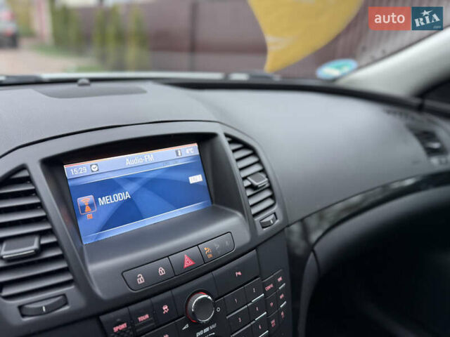 Белый Опель Инсигния, объемом двигателя 1.6 л и пробегом 210 тыс. км за 8300 $, фото 21 на Automoto.ua