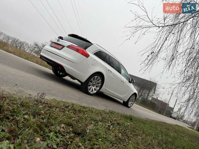 Белый Опель Инсигния, объемом двигателя 1.6 л и пробегом 210 тыс. км за 8000 $, фото 19 на Automoto.ua