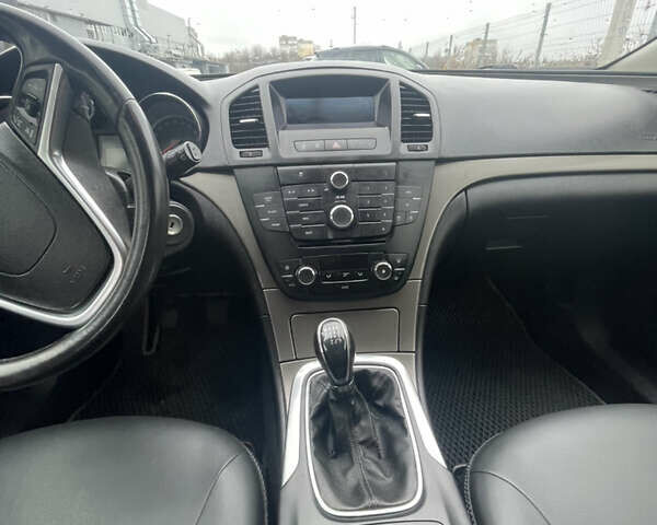 Белый Опель Инсигния, объемом двигателя 1.96 л и пробегом 316 тыс. км за 6200 $, фото 21 на Automoto.ua