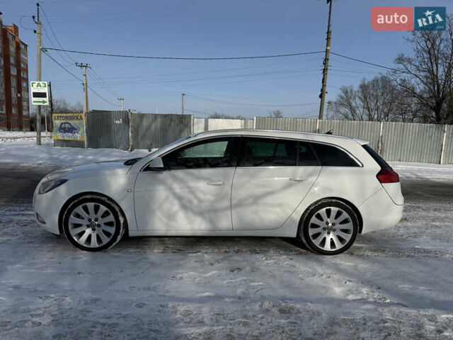 Белый Опель Инсигния, объемом двигателя 1.6 л и пробегом 210 тыс. км за 8000 $, фото 2 на Automoto.ua