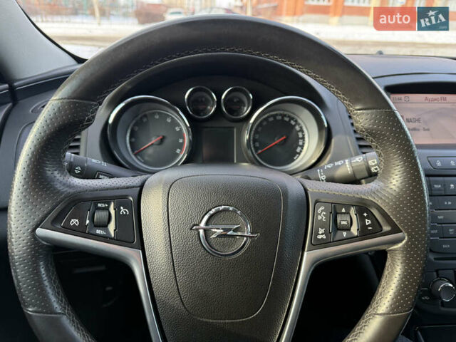 Белый Опель Инсигния, объемом двигателя 1.6 л и пробегом 210 тыс. км за 8000 $, фото 14 на Automoto.ua