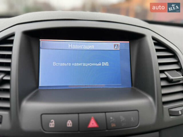 Белый Опель Инсигния, объемом двигателя 1.6 л и пробегом 210 тыс. км за 8000 $, фото 39 на Automoto.ua