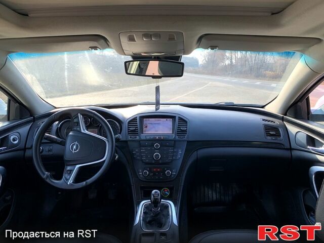 Білий Опель Інсігнія, об'ємом двигуна 2 л та пробігом 222 тис. км за 8100 $, фото 11 на Automoto.ua