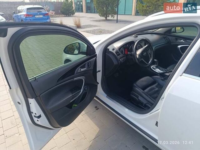 Белый Опель Инсигния, объемом двигателя 1.96 л и пробегом 337 тыс. км за 7500 $, фото 9 на Automoto.ua