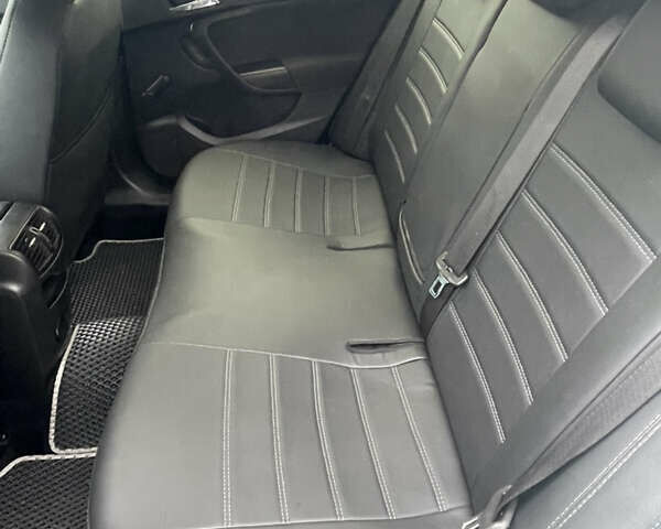 Белый Опель Инсигния, объемом двигателя 1.96 л и пробегом 316 тыс. км за 6200 $, фото 18 на Automoto.ua