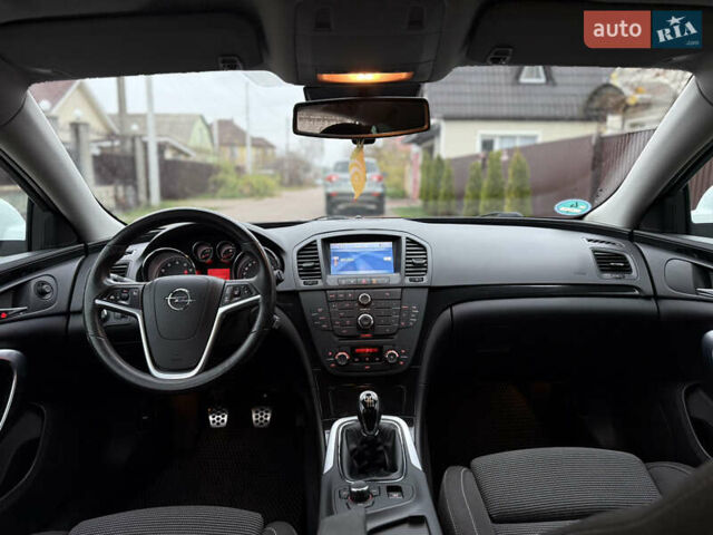 Белый Опель Инсигния, объемом двигателя 1.6 л и пробегом 210 тыс. км за 8300 $, фото 10 на Automoto.ua