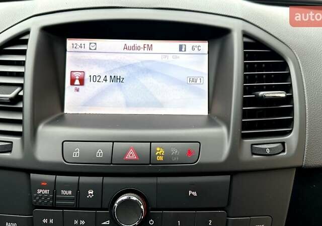 Белый Опель Инсигния, объемом двигателя 1.6 л и пробегом 200 тыс. км за 7770 $, фото 23 на Automoto.ua