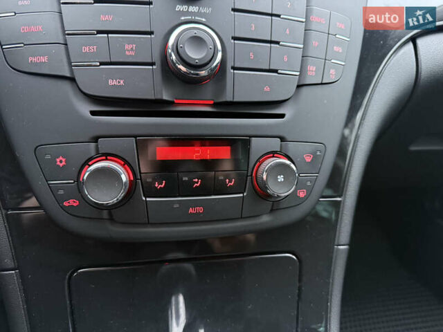 Белый Опель Инсигния, объемом двигателя 1.6 л и пробегом 210 тыс. км за 8300 $, фото 25 на Automoto.ua