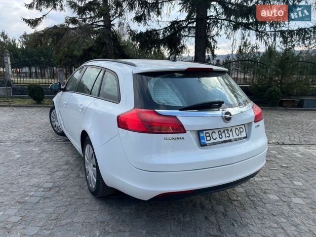 Белый Опель Инсигния, объемом двигателя 2 л и пробегом 236 тыс. км за 7200 $, фото 11 на Automoto.ua