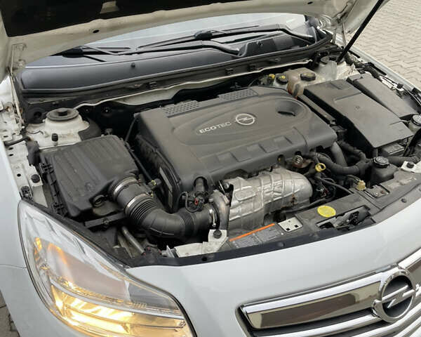 Белый Опель Инсигния, объемом двигателя 1.96 л и пробегом 262 тыс. км за 7500 $, фото 23 на Automoto.ua