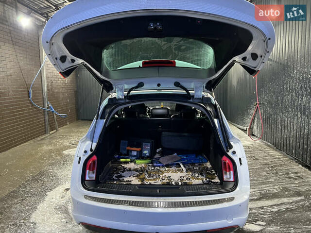 Білий Опель Інсігнія, об'ємом двигуна 2 л та пробігом 263 тис. км за 7700 $, фото 10 на Automoto.ua