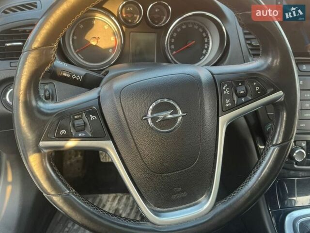 Белый Опель Инсигния, объемом двигателя 1.96 л и пробегом 290 тыс. км за 7999 $, фото 11 на Automoto.ua