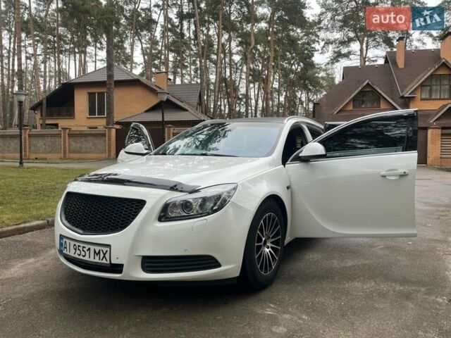 Білий Опель Інсігнія, об'ємом двигуна 2.8 л та пробігом 265 тис. км за 6500 $, фото 22 на Automoto.ua