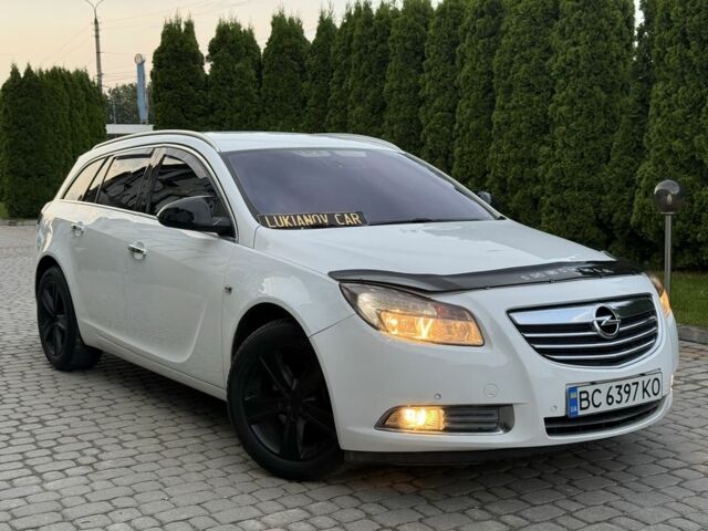 Белый Опель Инсигния, объемом двигателя 2 л и пробегом 294 тыс. км за 6499 $, фото 20 на Automoto.ua